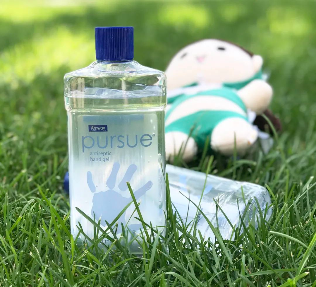 Amway
pursue™
antiseptic hand gel